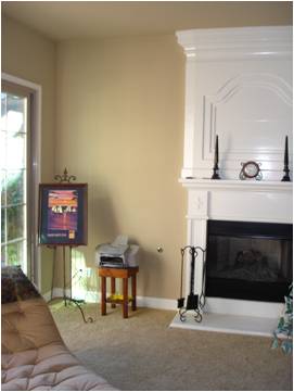 Home office before room remodel