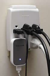 6 outlet wall outlet extender with surge protection