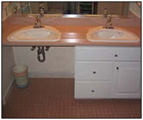 vanity with knee space