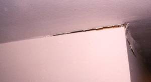damage caused by roof truss uplift